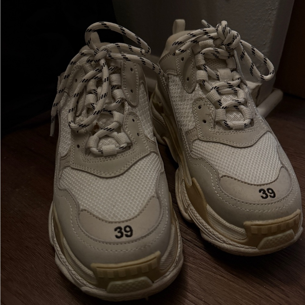 Balenciaga Triple S Unisex Sneakers - Picture 2 of 5